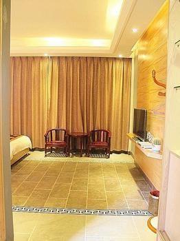 Jingyang Hotel Renhua Esterno foto