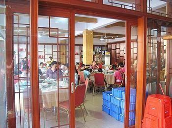 Jingyang Hotel Renhua Esterno foto